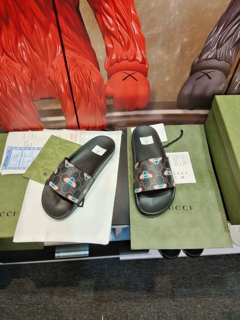 EyeCatching Gxccx Slippers 158163