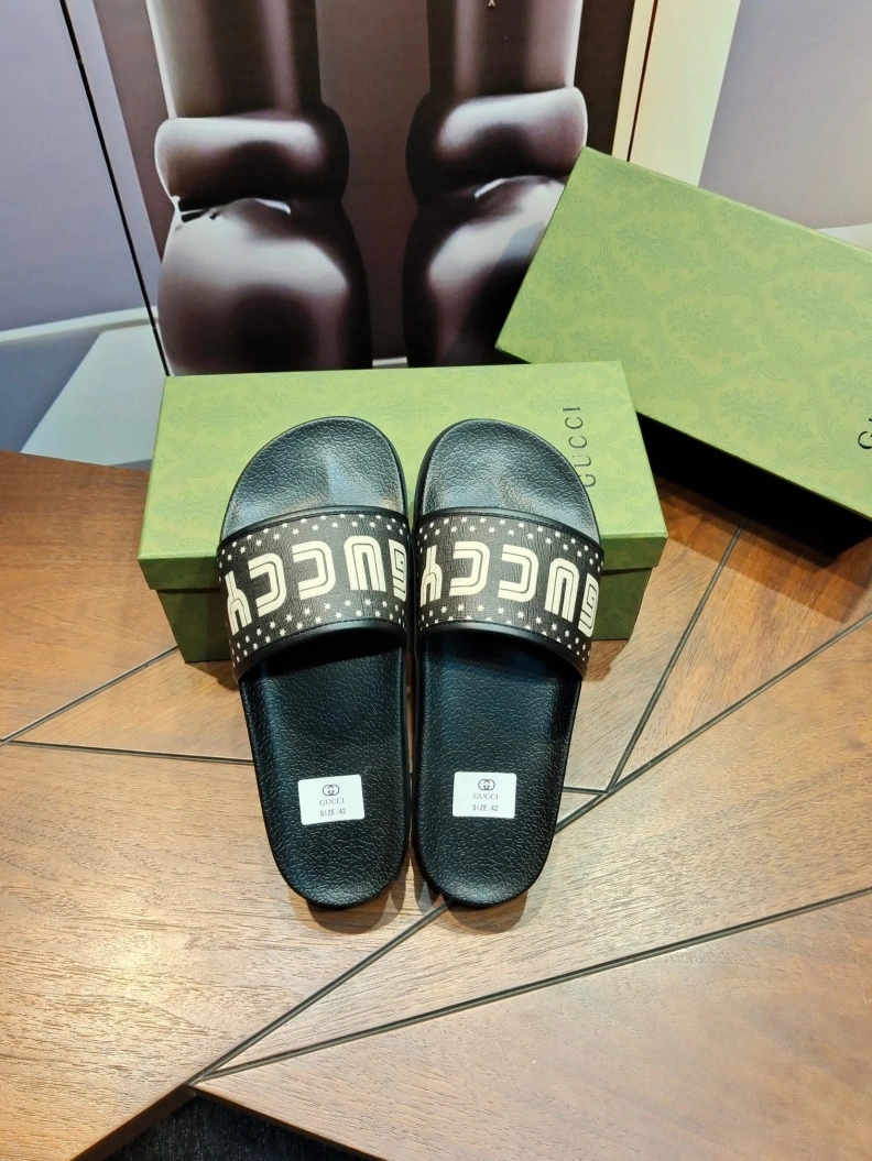 Efficient Gxccx Slippers 158162