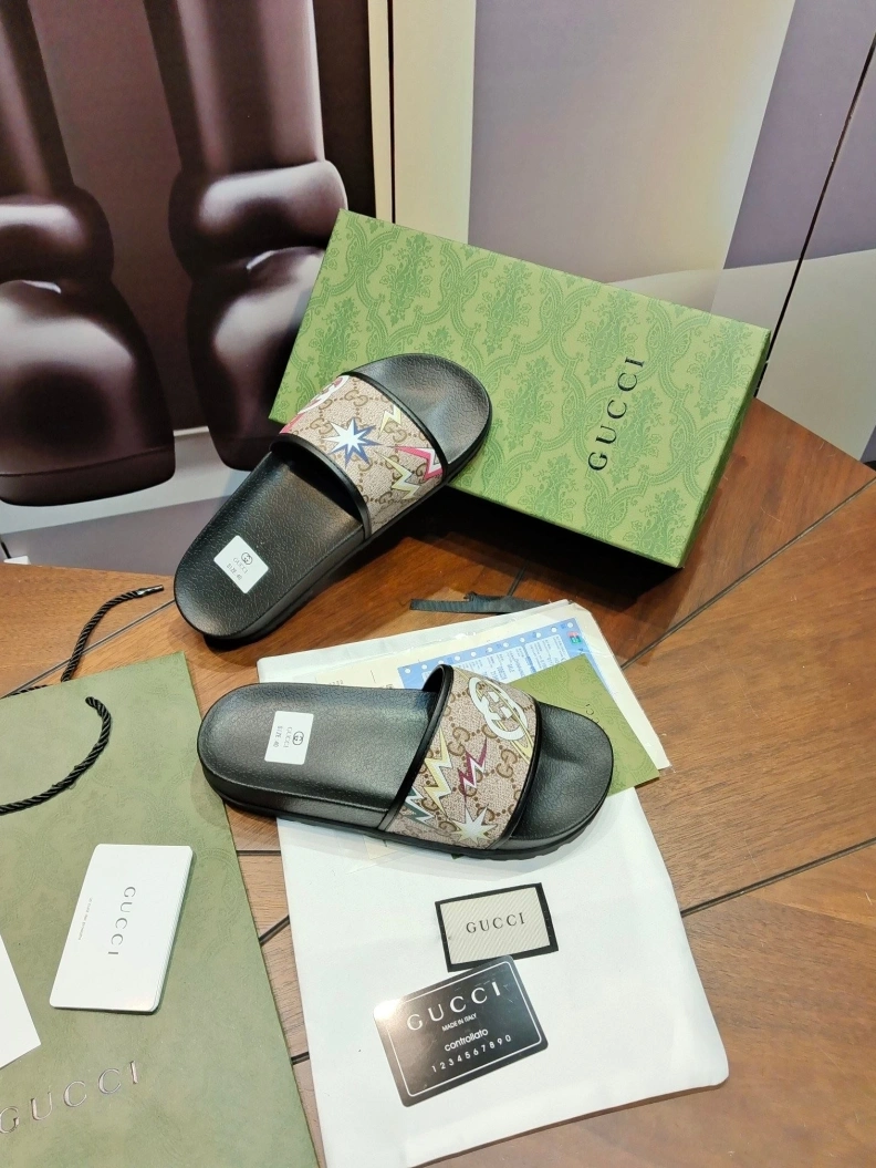 Functional Gxccx Slippers 158160