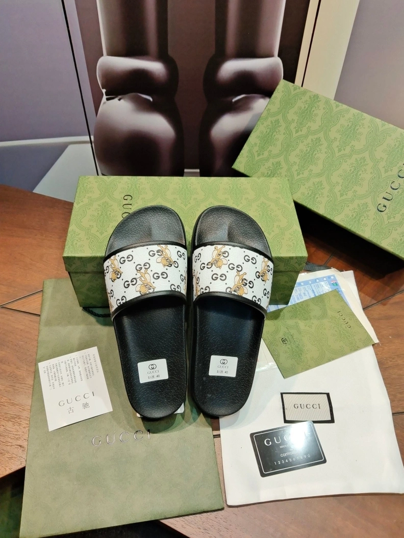 Trendsetting Gxccx Slippers 158154