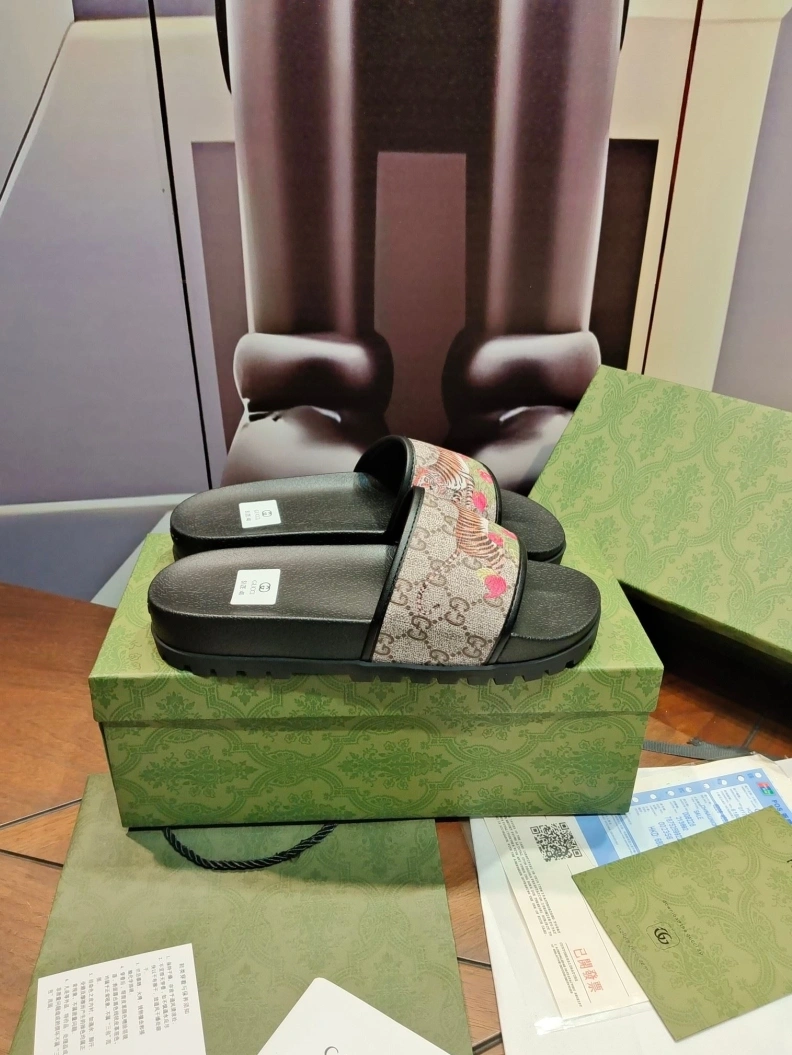 Gxccx Slippers Affordable 158153