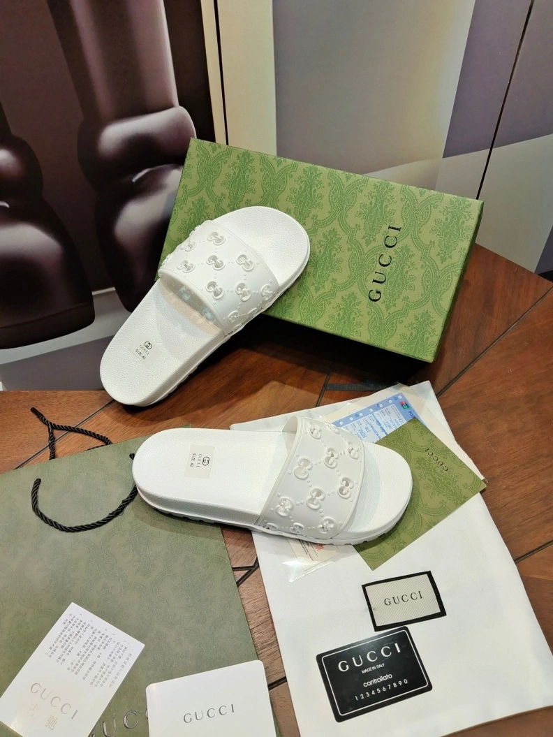 Efficient Gxccx Slippers 158134