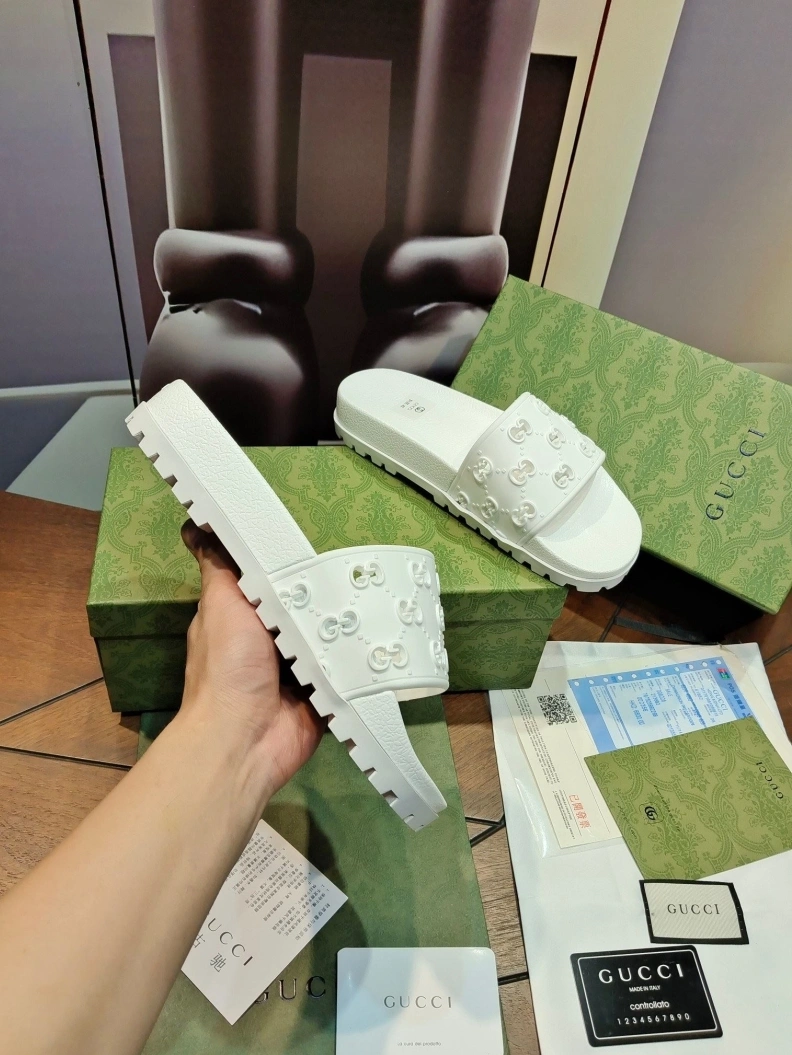 Efficient Gxccx Slippers 158134