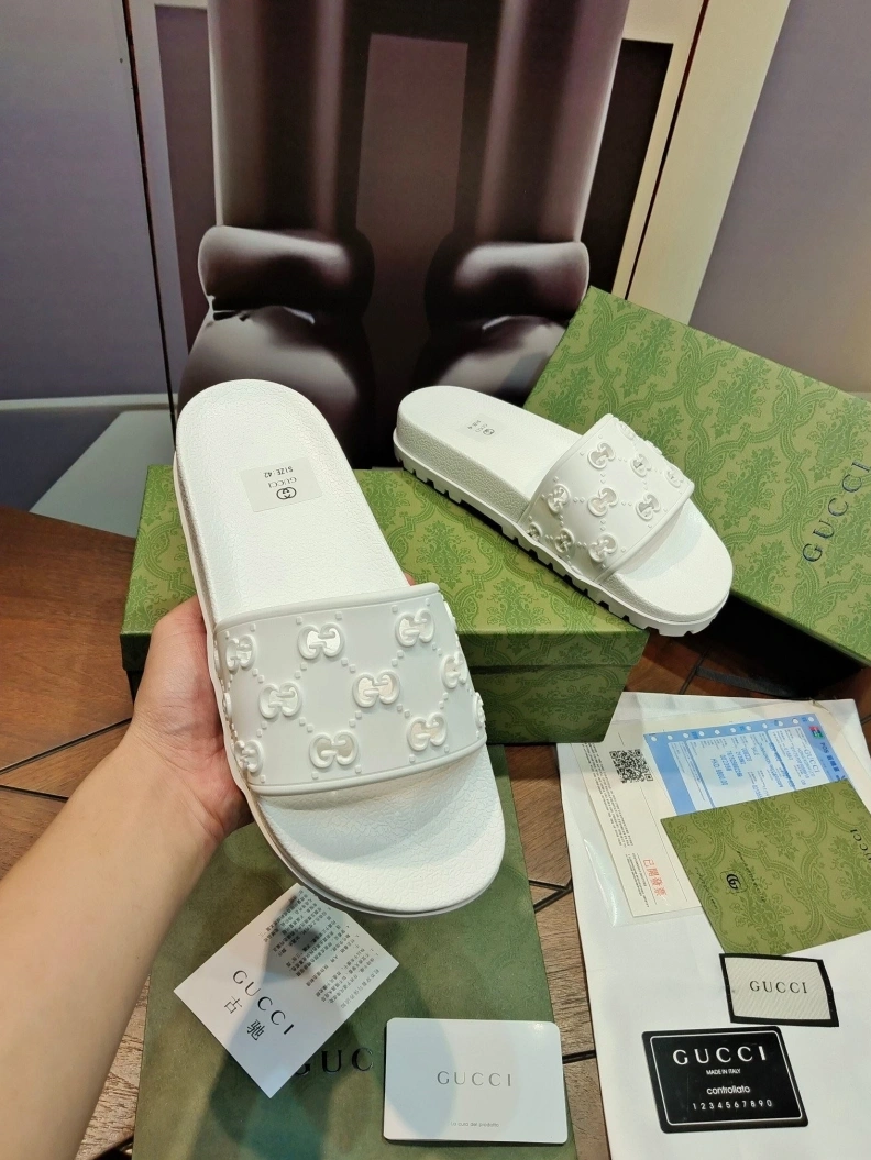 Efficient Gxccx Slippers 158134