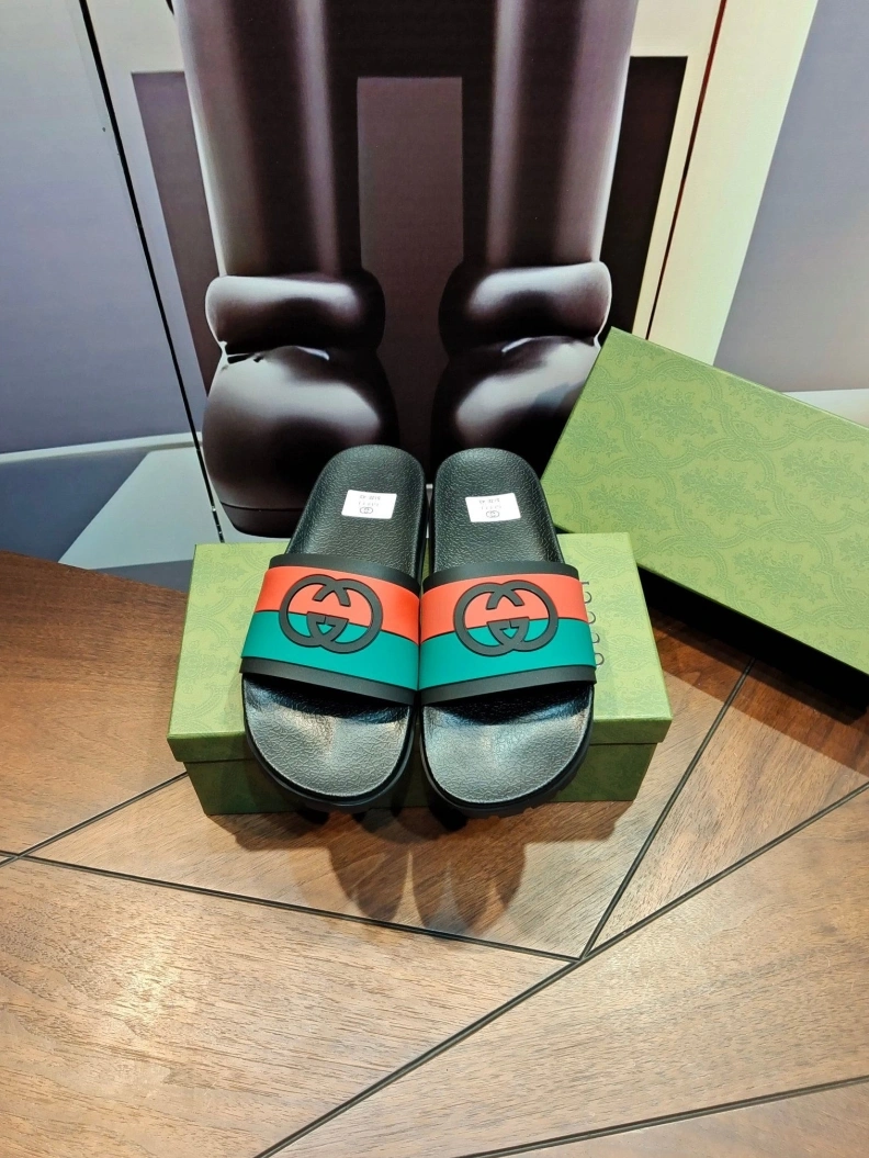 Durable Gxccx Slippers 158142