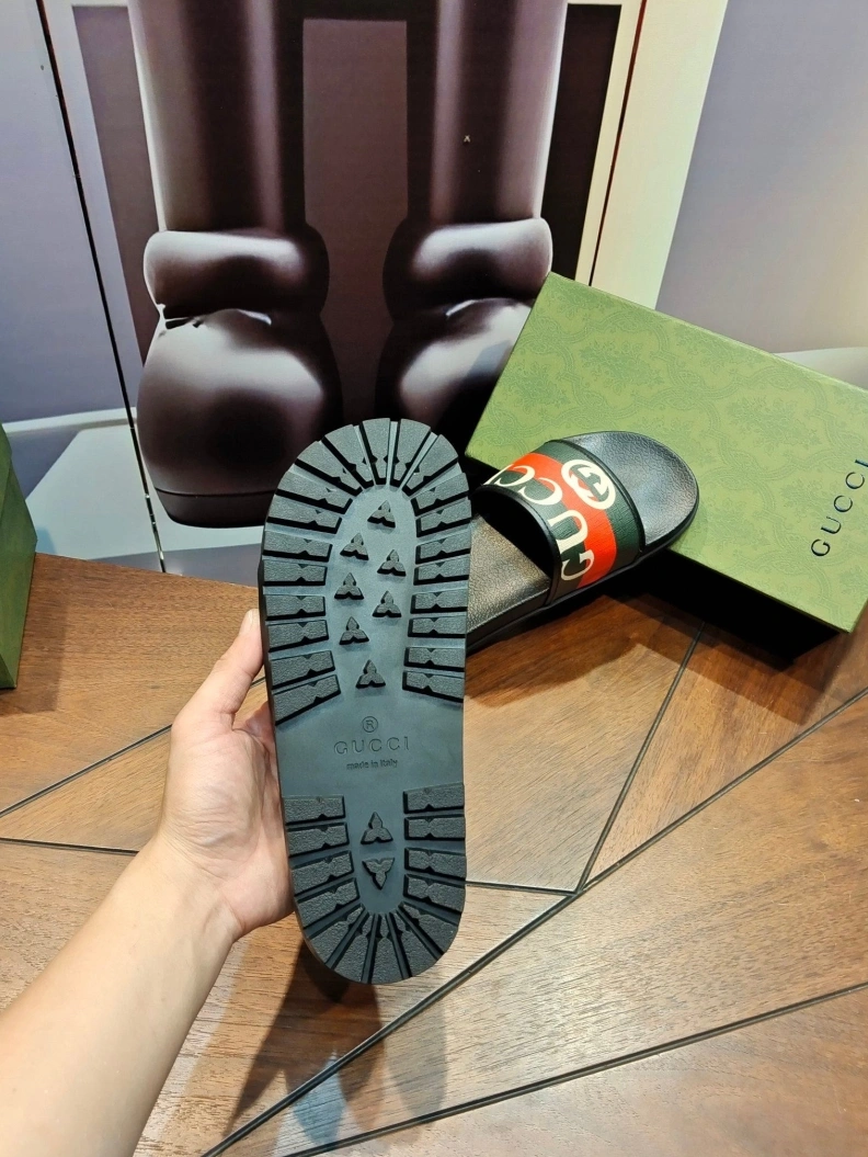 ModernLook Gxccx Slippers 158137