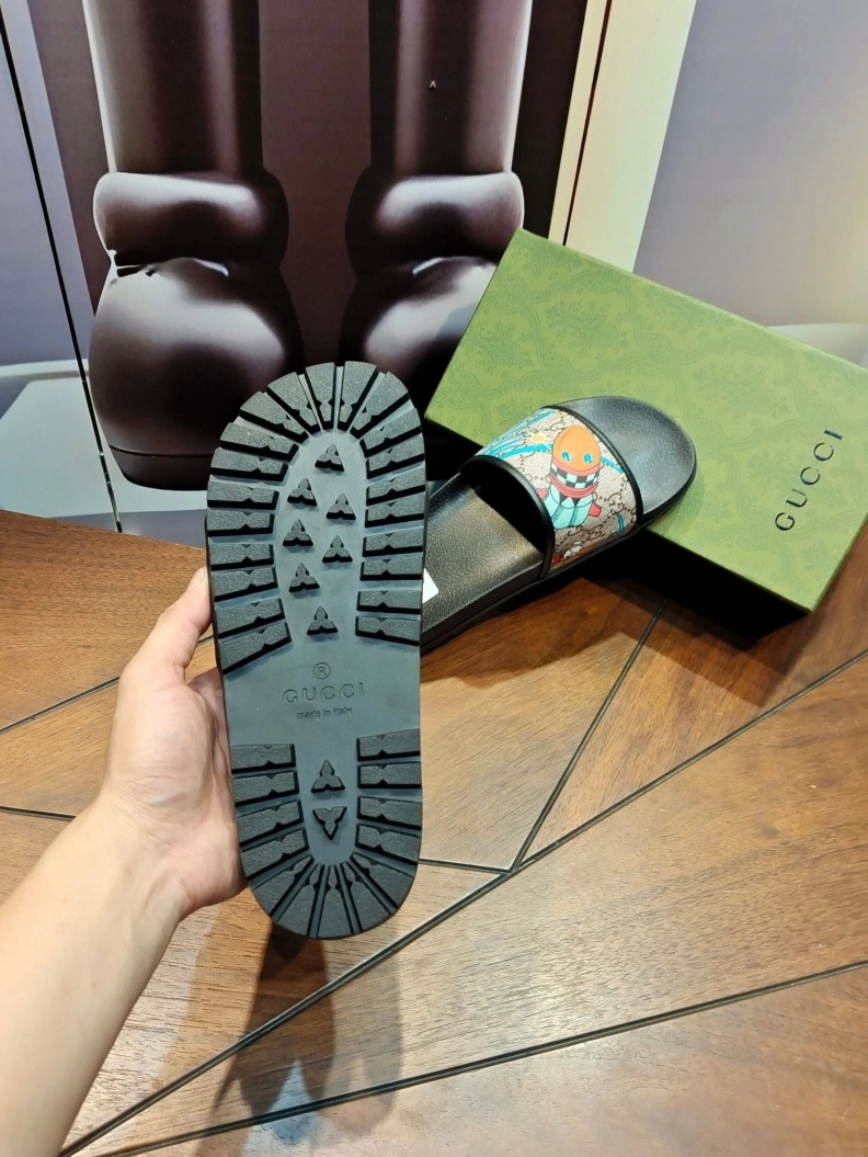 Gxccx Slippers Versatile 158118