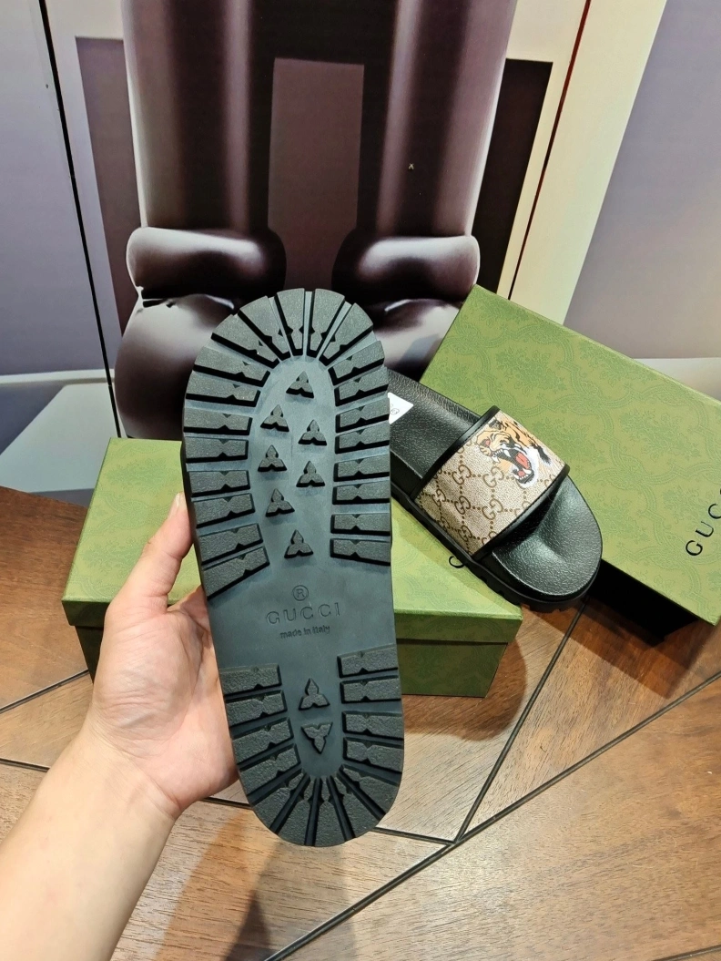 Popular Gxccx Slippers 158120