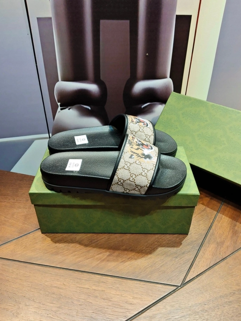 Popular Gxccx Slippers 158120