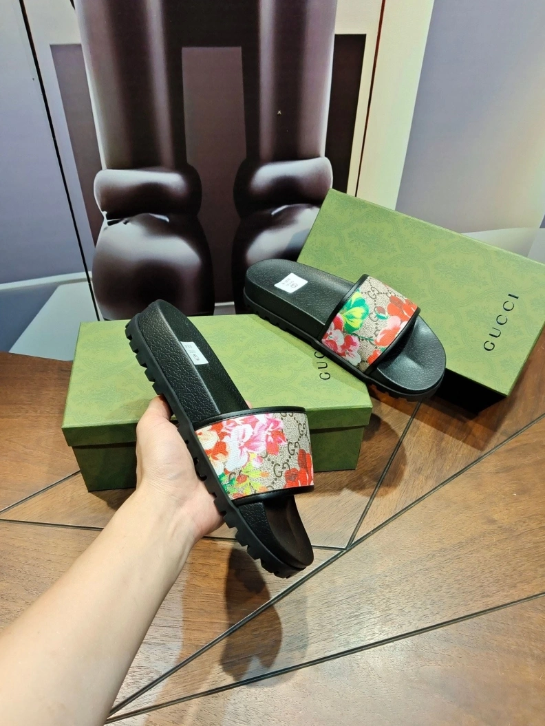 Comfortable Gxccx Slippers 158114