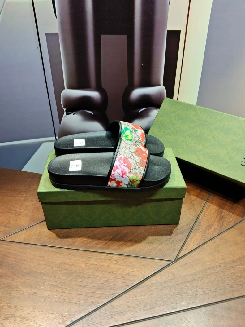 Comfortable Gxccx Slippers 158114