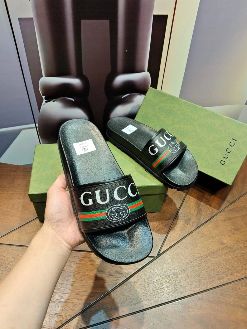 EyeCatching Gxccx Slippers 158115
