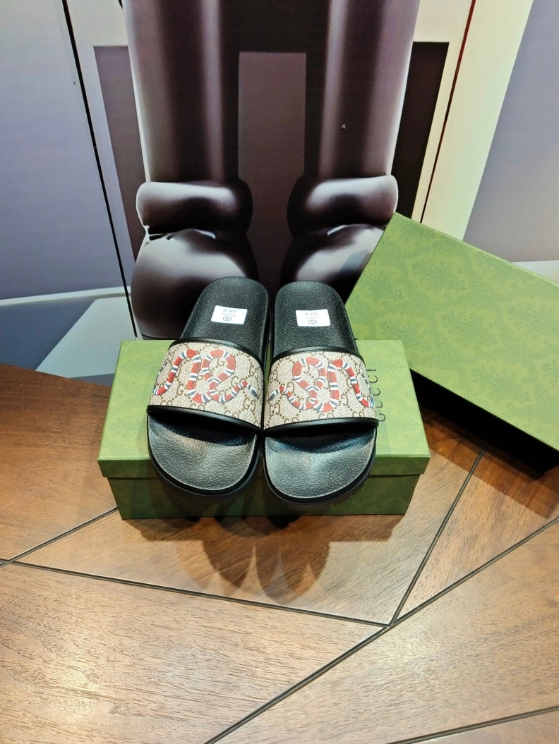 Bright Gxccx Slippers 158112