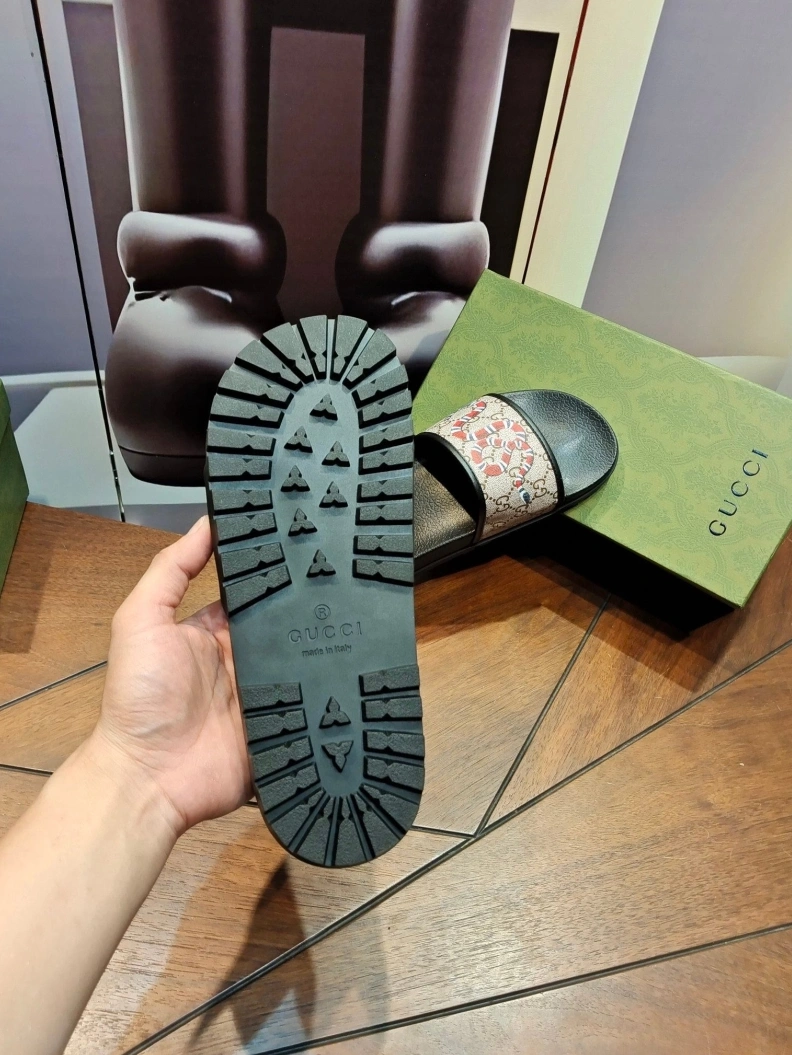Bright Gxccx Slippers 158112