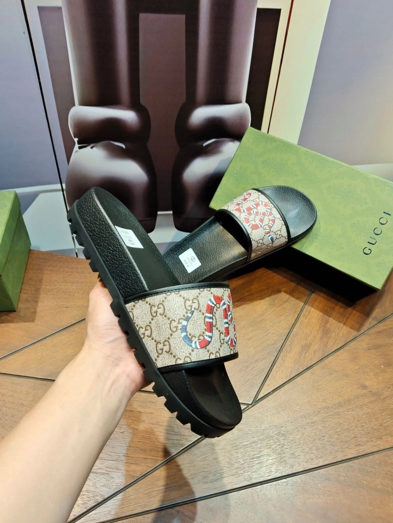 Bright Gxccx Slippers 158112