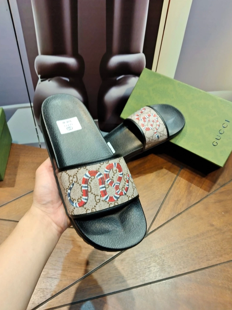 Bright Gxccx Slippers 158112