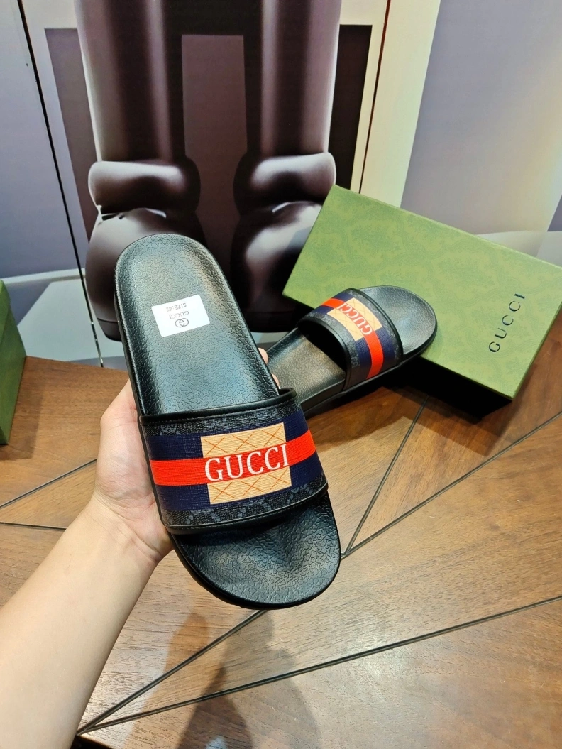 Resilient Gxccx Slippers 158110