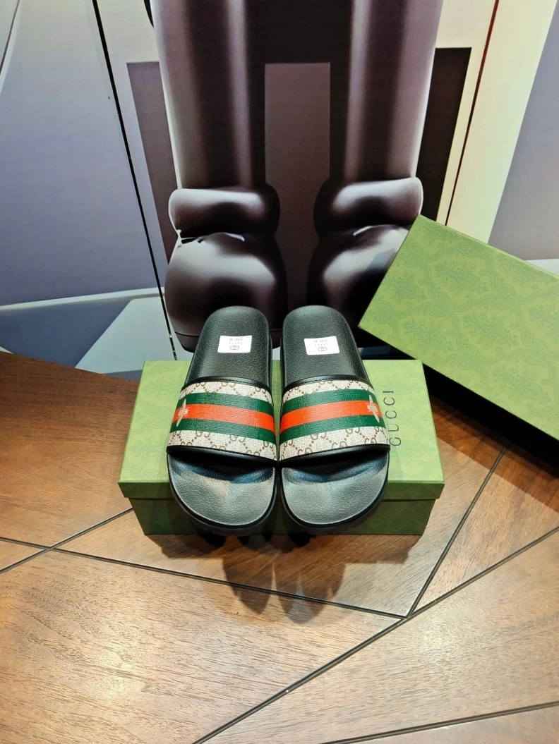 Gxccx Slippers Timeless 158103