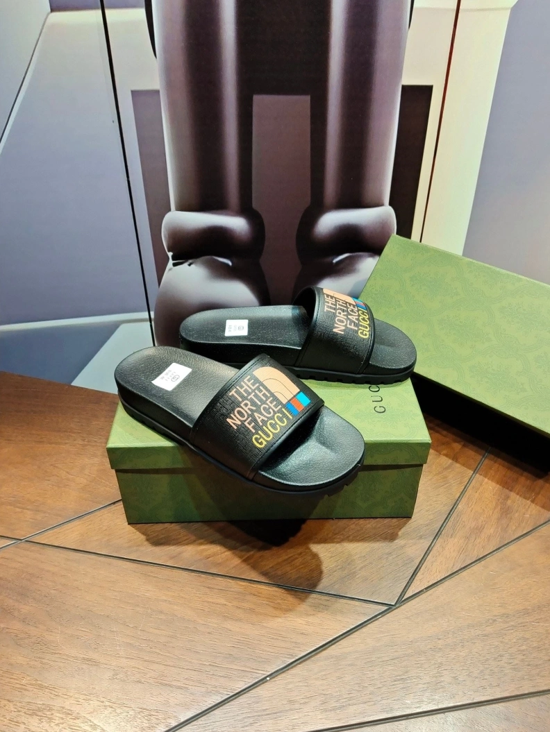 Lightweight Gxccx Slippers 158105