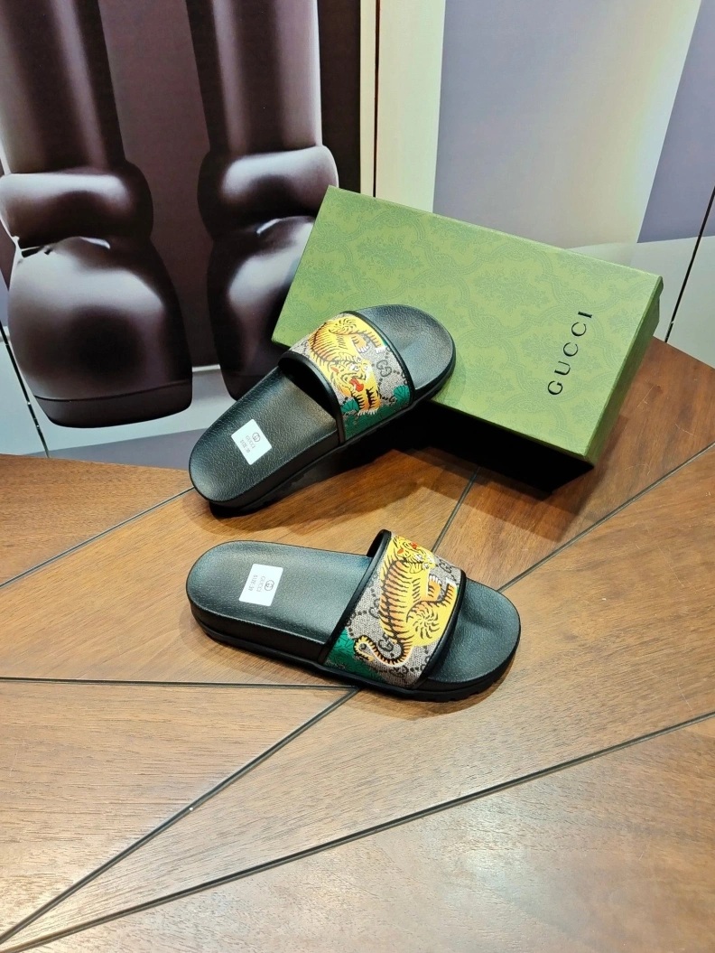Modern Gxccx Slippers 158107