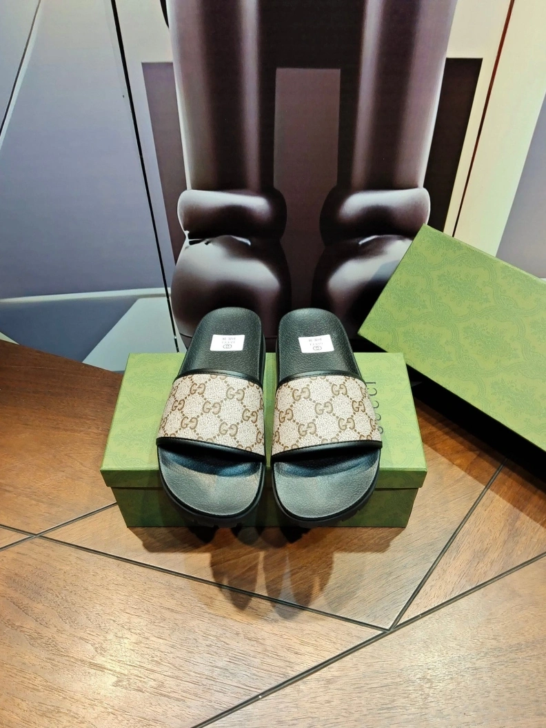 Flexible Gxccx Slippers 158102