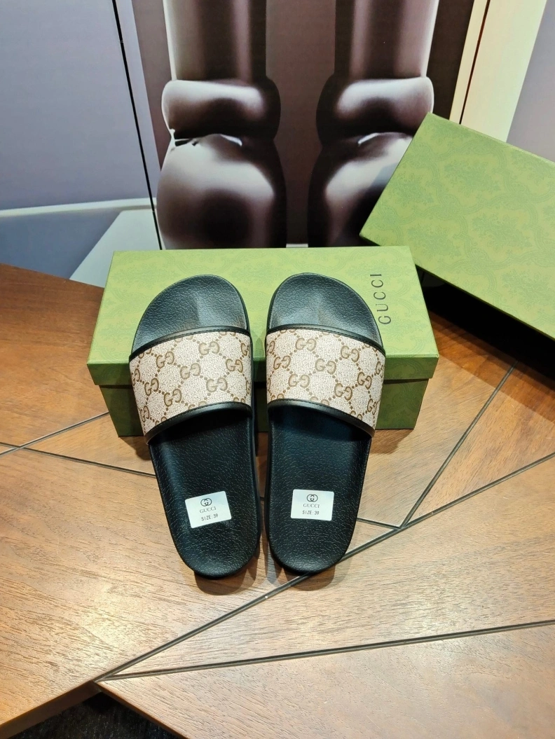 Flexible Gxccx Slippers 158102