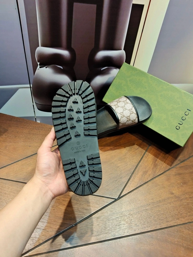 Flexible Gxccx Slippers 158102