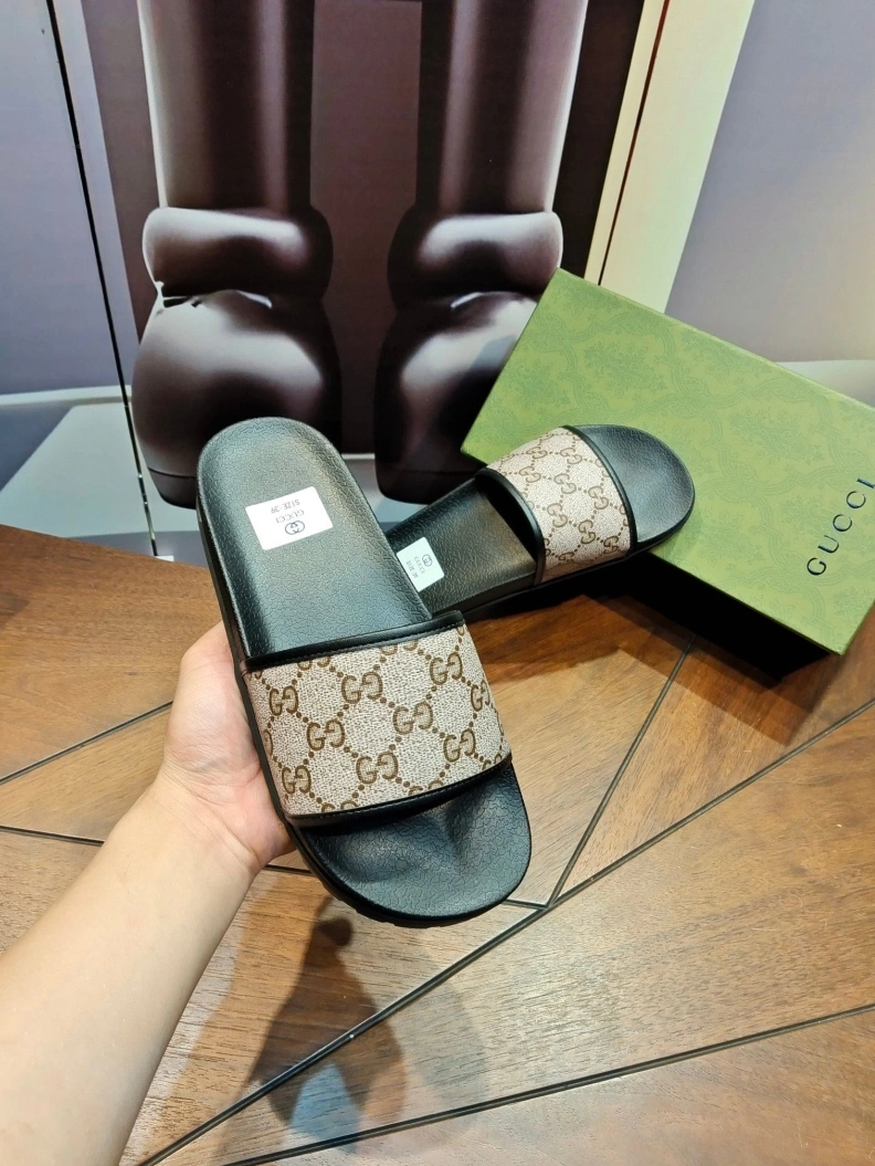 Flexible Gxccx Slippers 158102