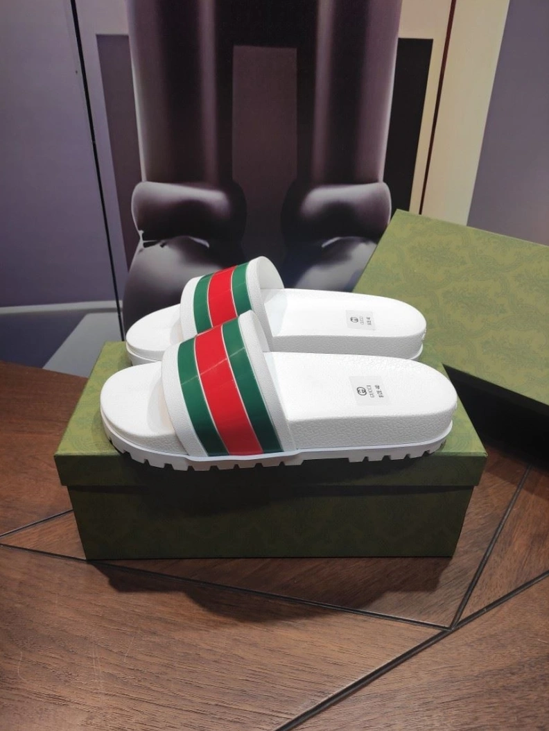 Gxccx Slippers ModernLook 158082
