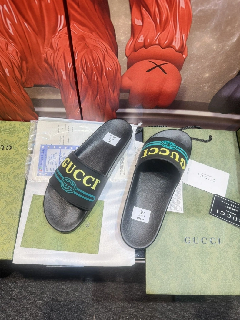 Reliable Gxccx Slippers 158074