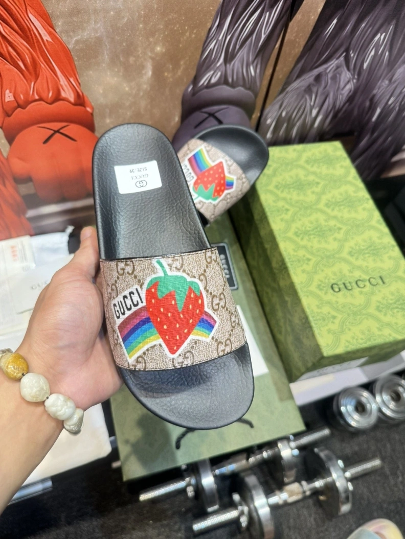 ModernLook Gxccx Slippers 158086