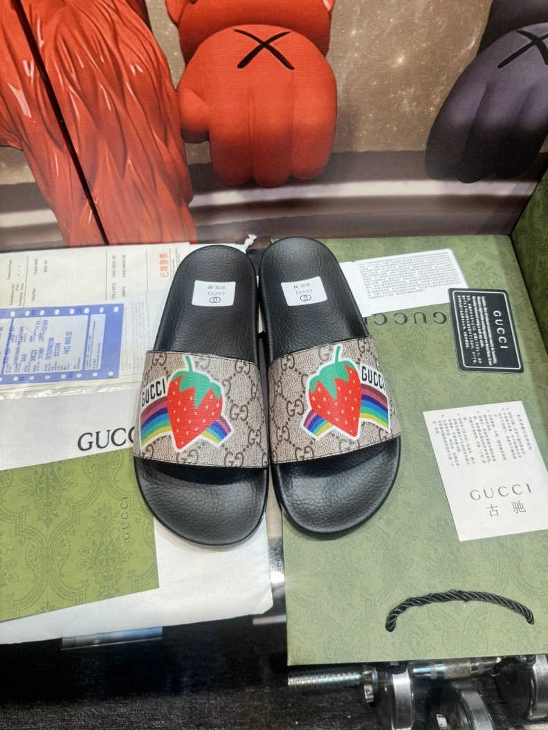 ModernLook Gxccx Slippers 158086