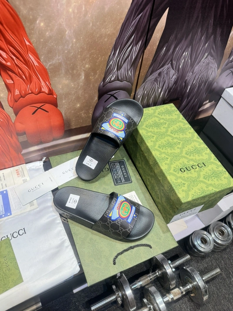 Gxccx Slippers WellDesigned 158079