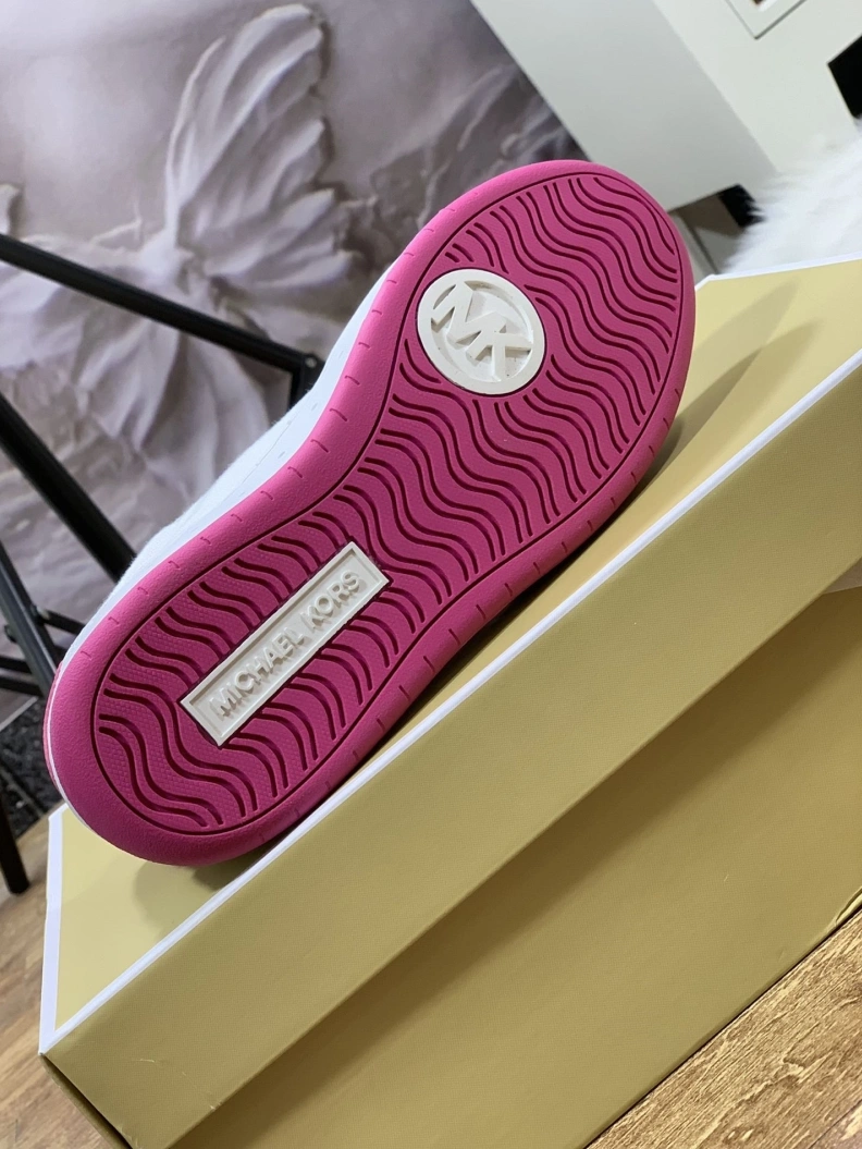 Comfortable Othxr Sneakers 213367