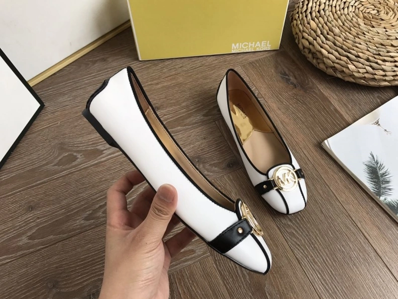 WellDesigned Othxr flat shoes 213855
