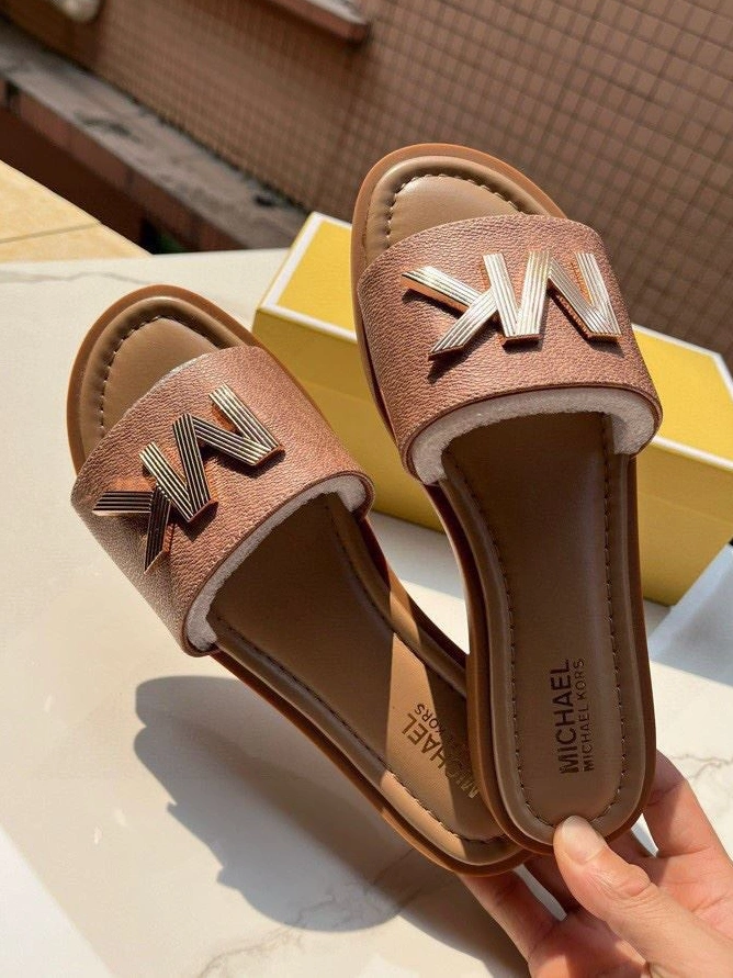 Othxr Slippers TopPick 213479