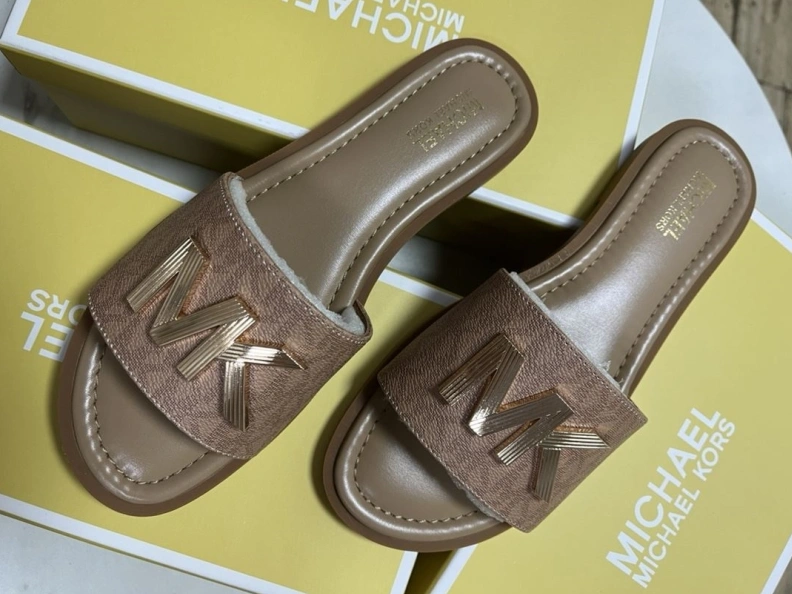 Cozy Othxr Slippers 213484
