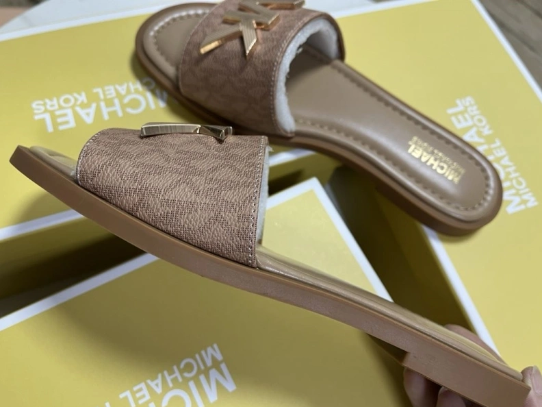 Cozy Othxr Slippers 213484