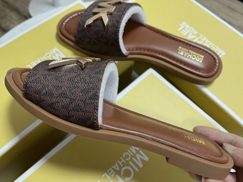 Soft Othxr Slippers 213490
