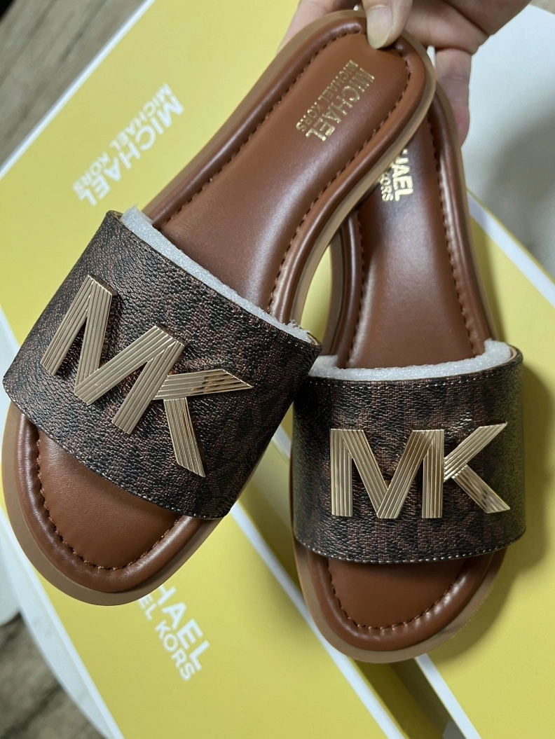 Soft Othxr Slippers 213490