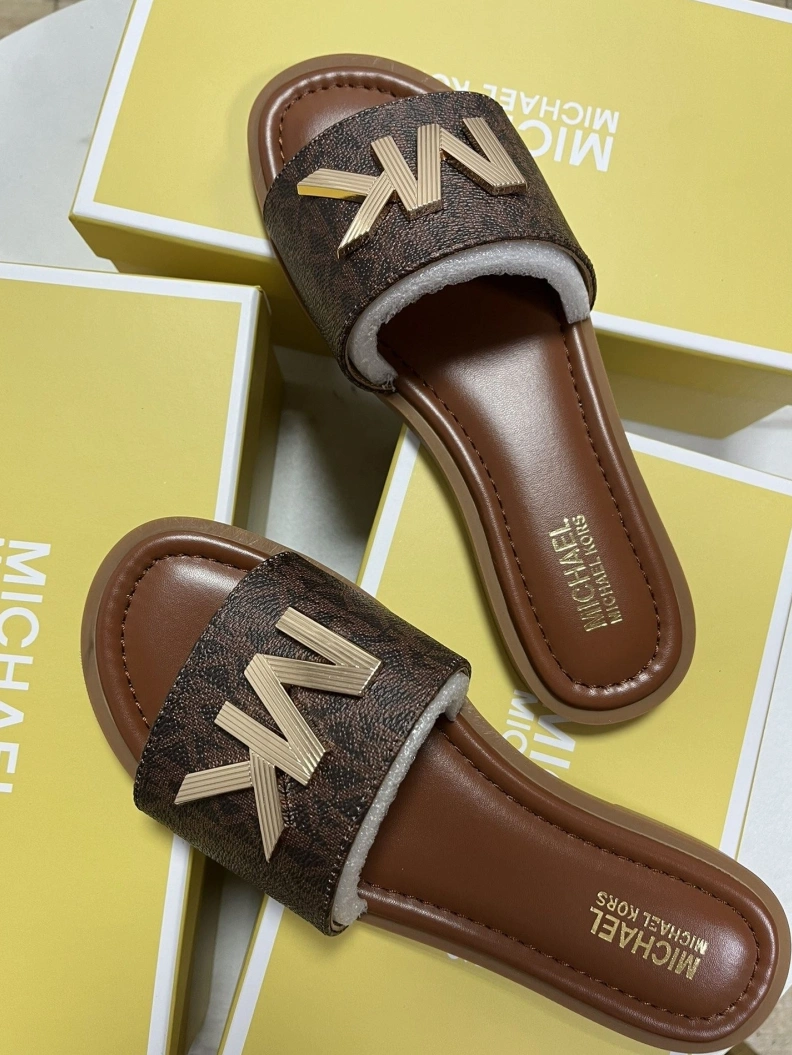 Soft Othxr Slippers 213490