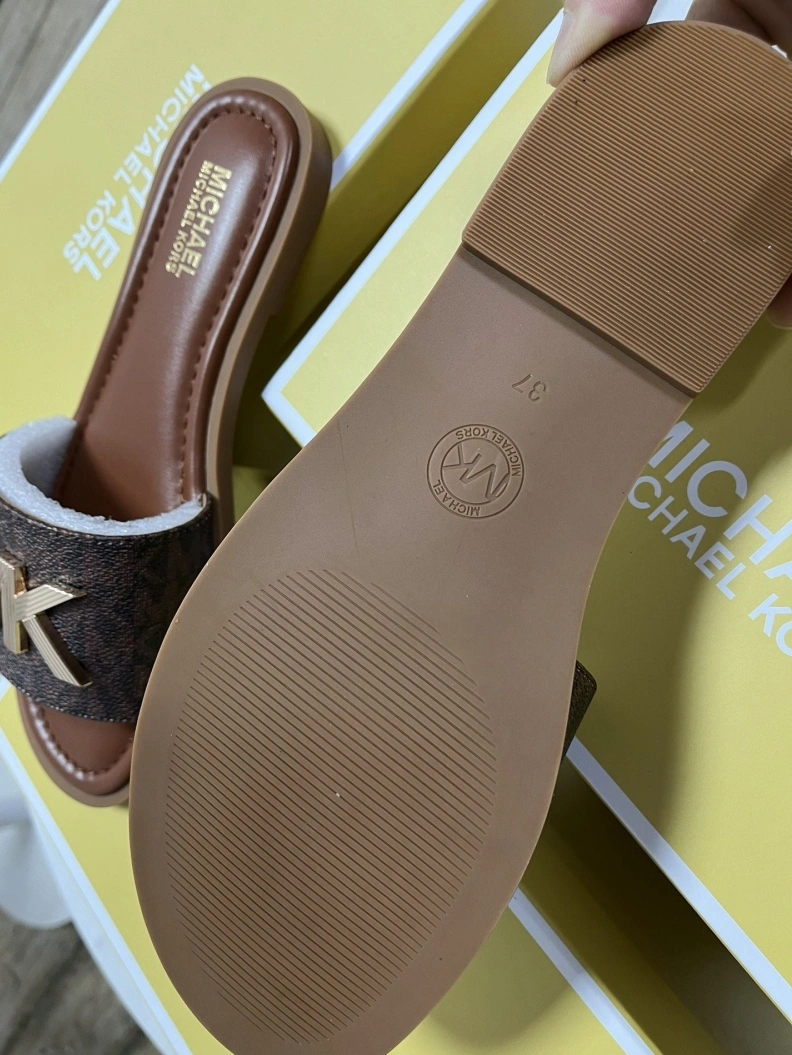 Soft Othxr Slippers 213490