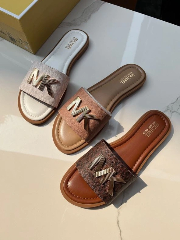 EyeCatching Othxr Slippers 213477