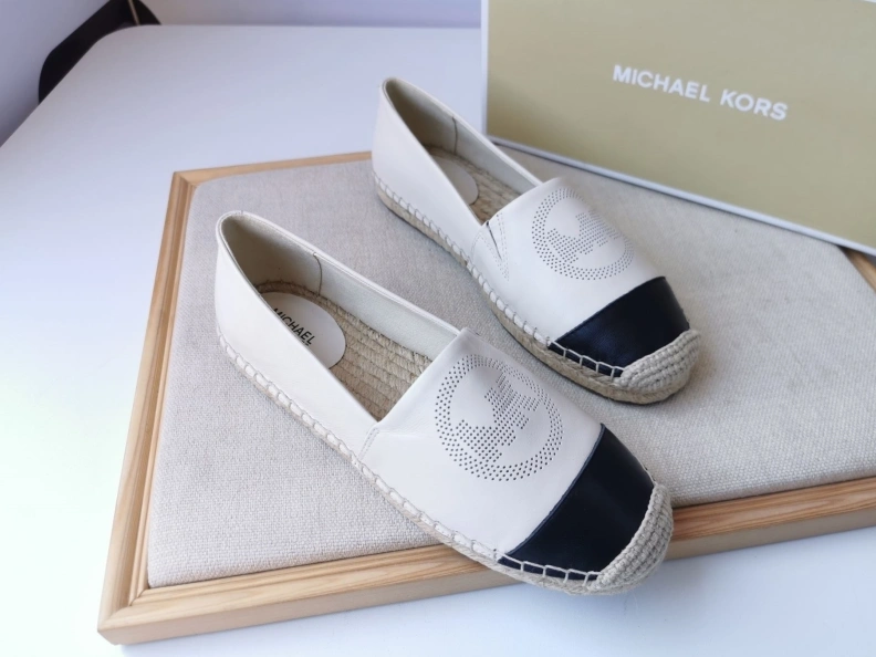 Sophisticated Othxr flat shoes 213841