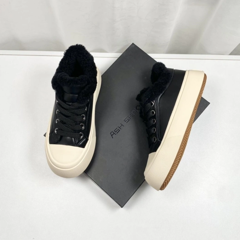 Othxr Sneakers Vibrant 213355
