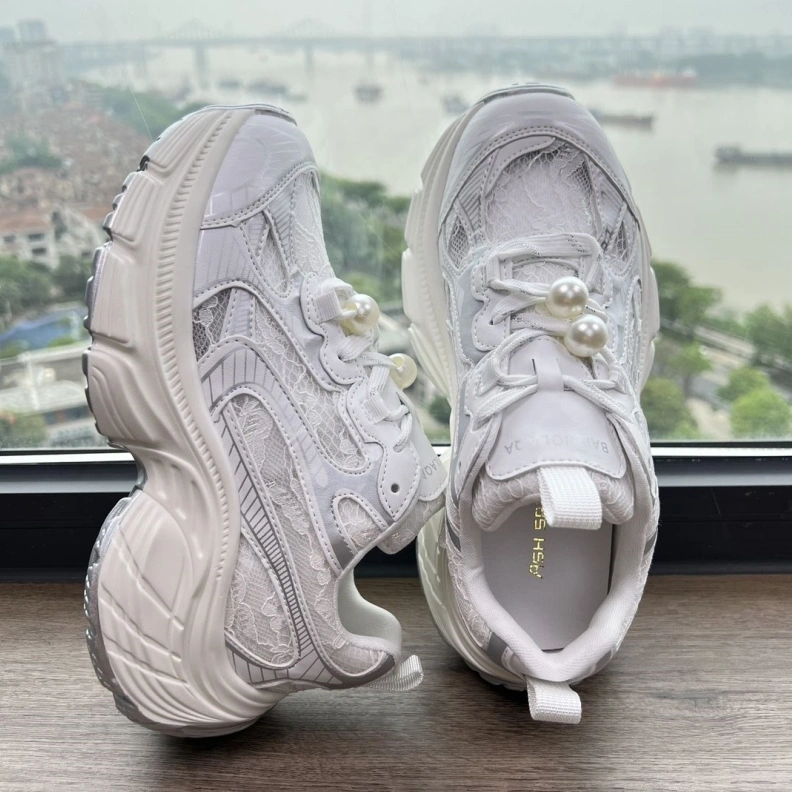 Comfortable Othxr Sneakers 213327