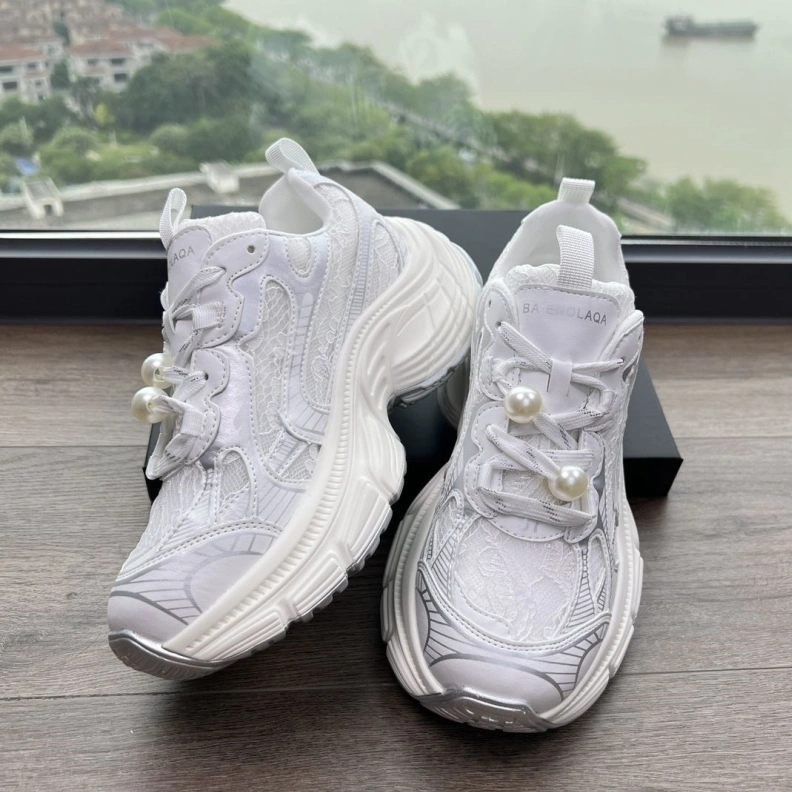 Comfortable Othxr Sneakers 213327