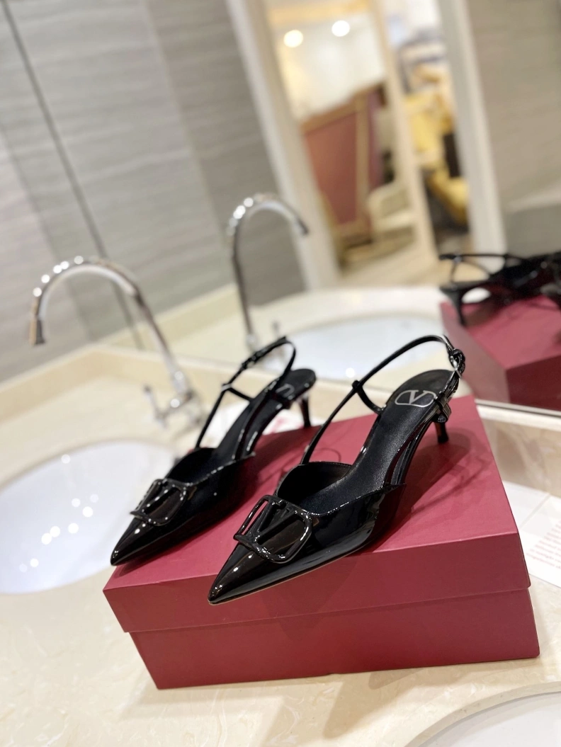 Functional Vxlxntino Sandals 230318