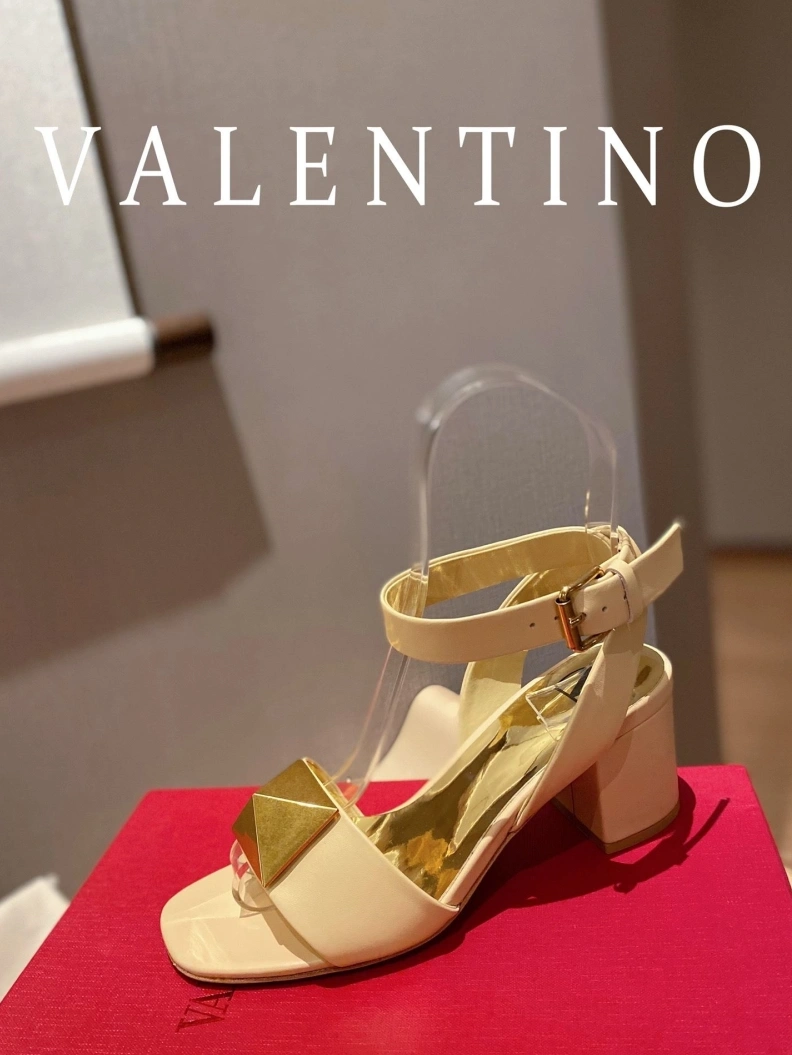 NewStyle Vxlxntino High Heels 230563