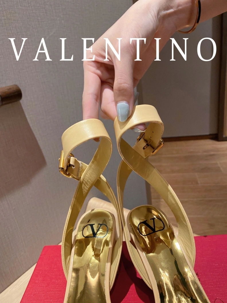 NewStyle Vxlxntino High Heels 230563